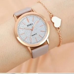 Women's quartz fashion watch and matching bracelet, NWOT